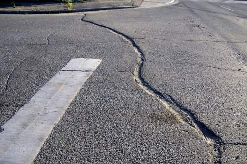 Crack Repairs by VA Road&Drive